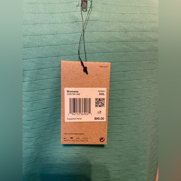 Nike Plus Top - Picture 4 of 6